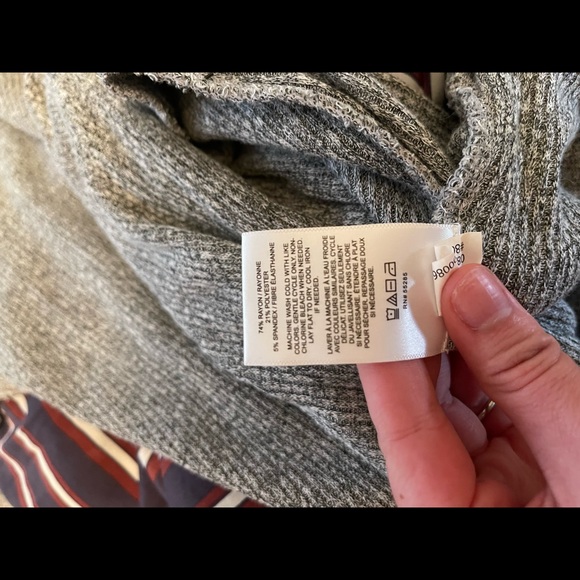 Express Puff Sleeve mock thong Bodysuit - Picture 8 of 8